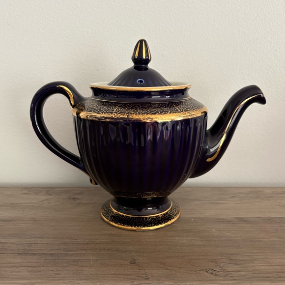 Vintage Hall Colbalt Blue Gold Los Angeles Teapot with Lid Made in USA - Picture 1 of 8